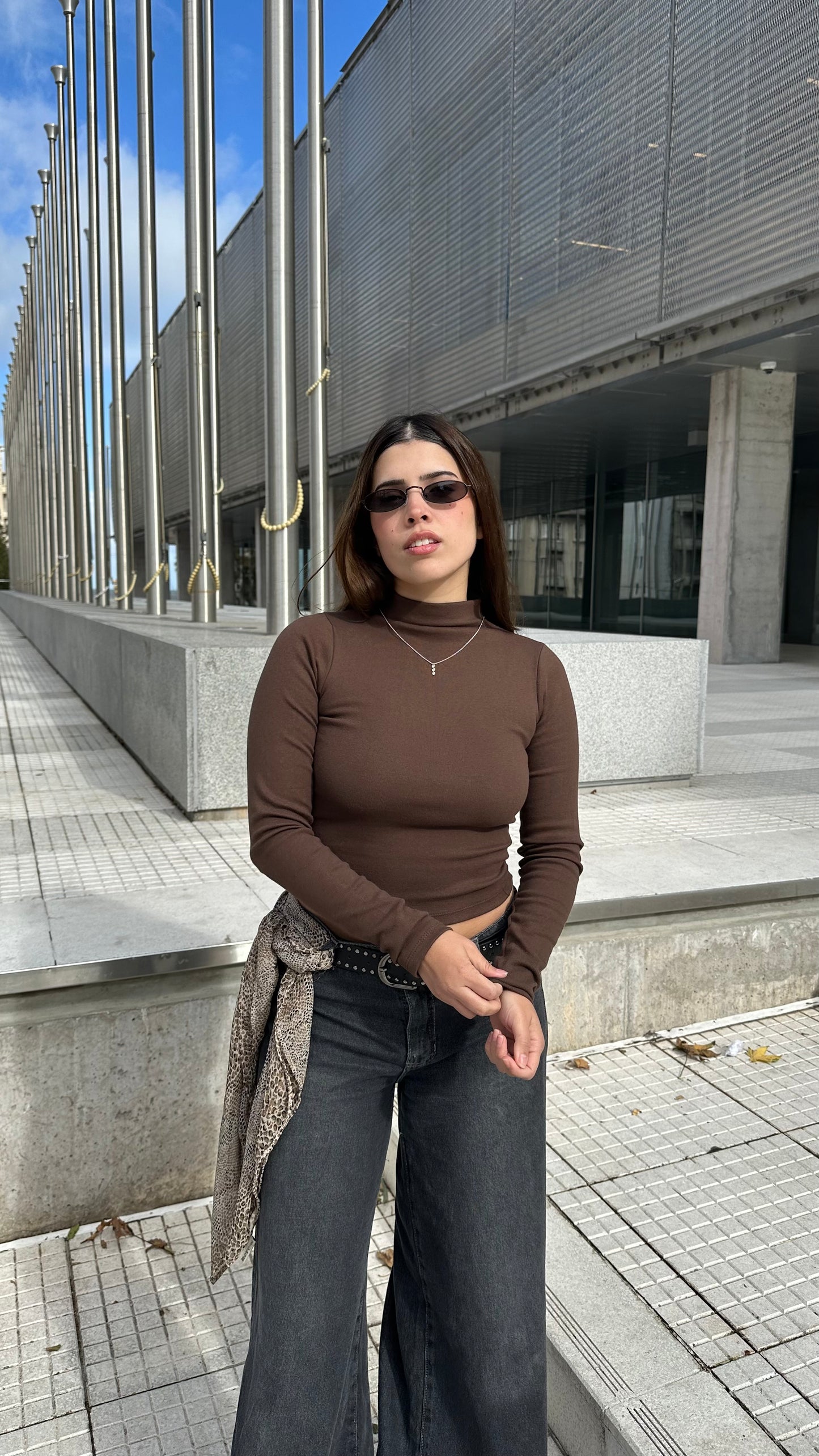 polera close off